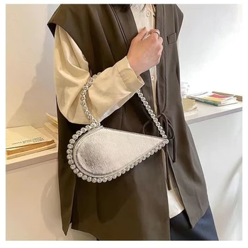 2023 Модная женская праздничная сумочка в виде сердца Онлайн-знаменитости со стразами и бриллиантами, сумка-кошелек, новый Нишевый дизайн, изысканная сумка